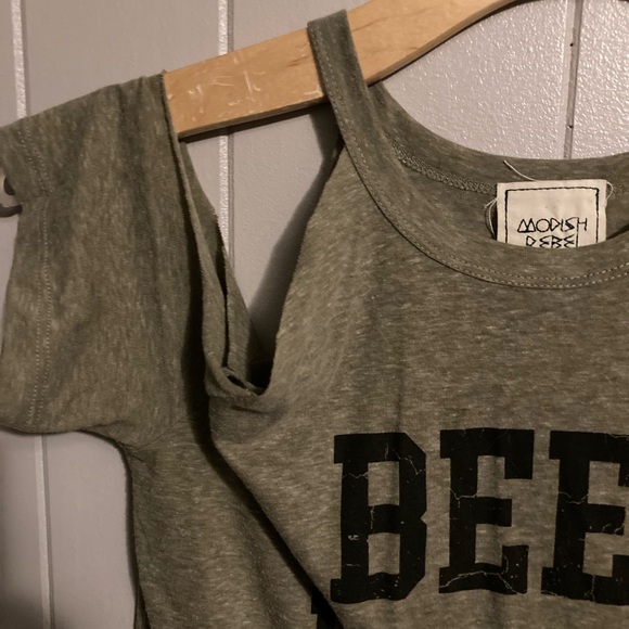 👚(bundle 4 items w/👚for $16) Beer Buddy ripped T-top - Picture 3 of 12